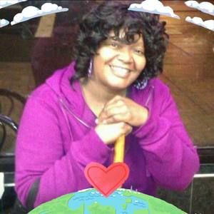 Meet your Posher, Tina